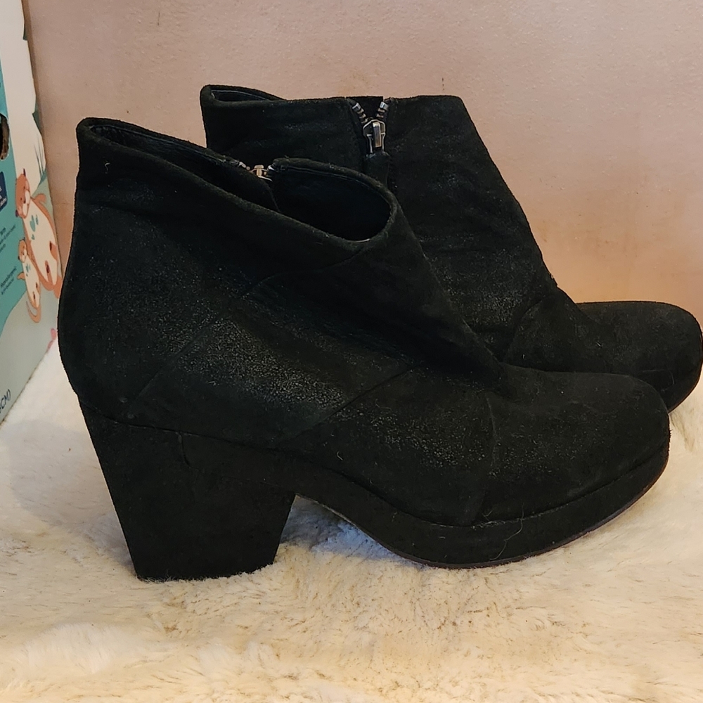 Eileen Fisher Chunky Booties